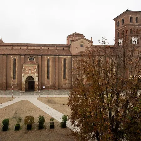 Casa Della Cattedrale Asti