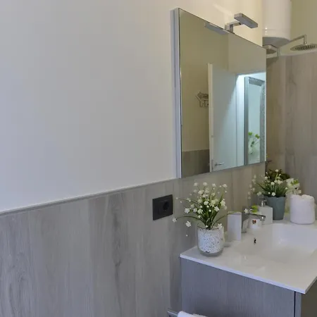 Casa Della Cattedrale * Asti